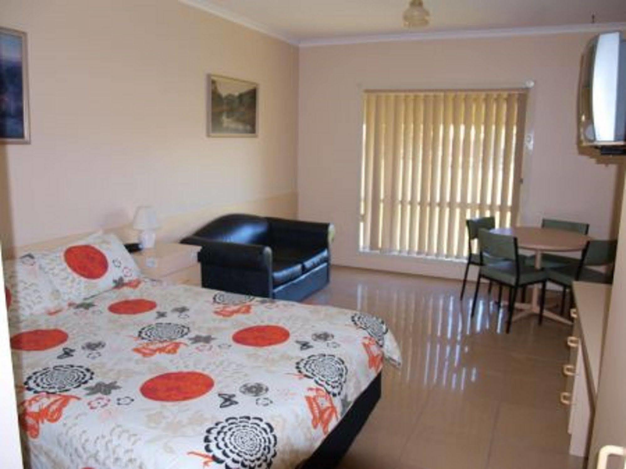 Sandhurst Motel Carrum Downs Dış mekan fotoğraf