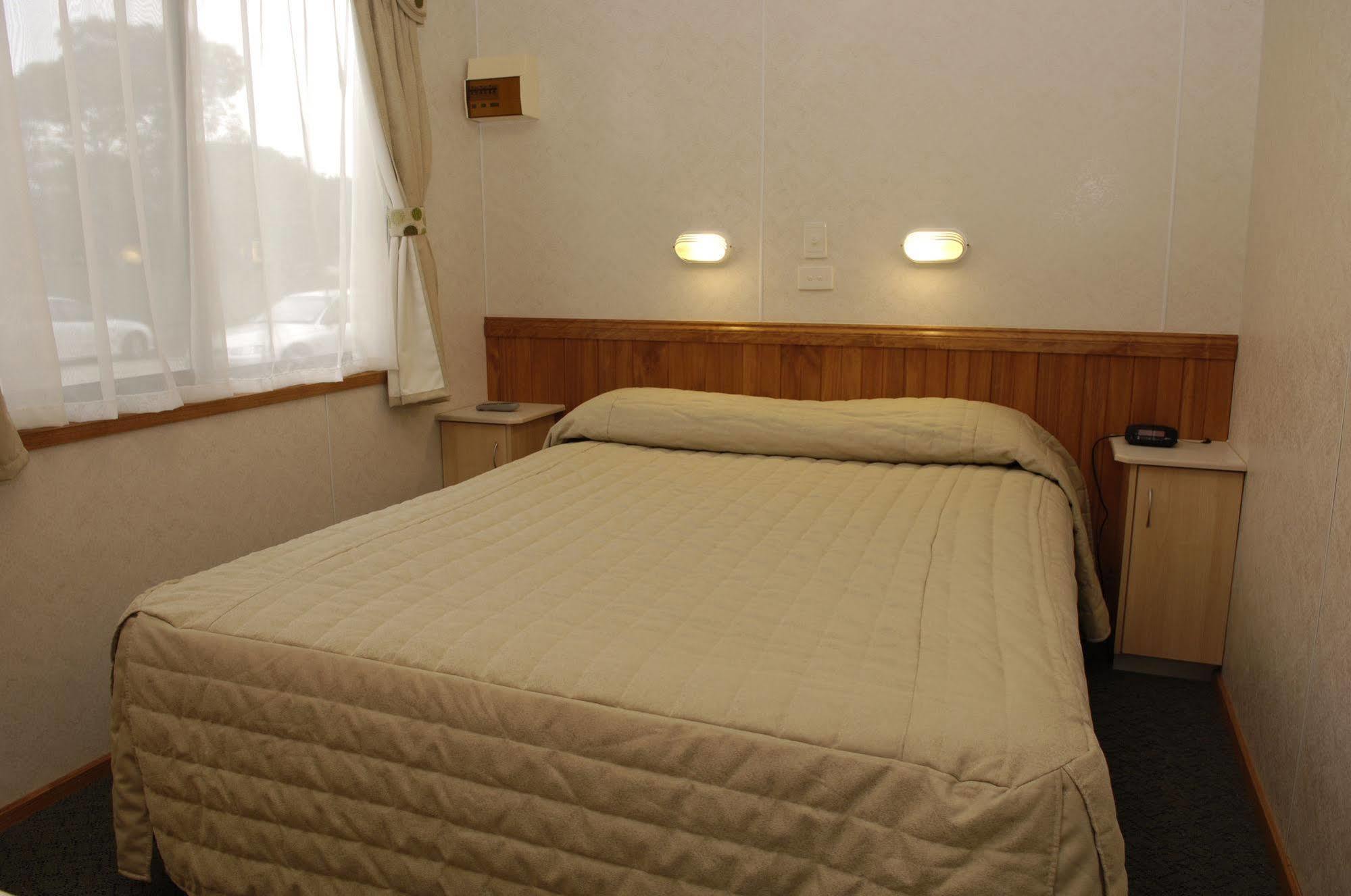 Sandhurst Motel Carrum Downs Dış mekan fotoğraf